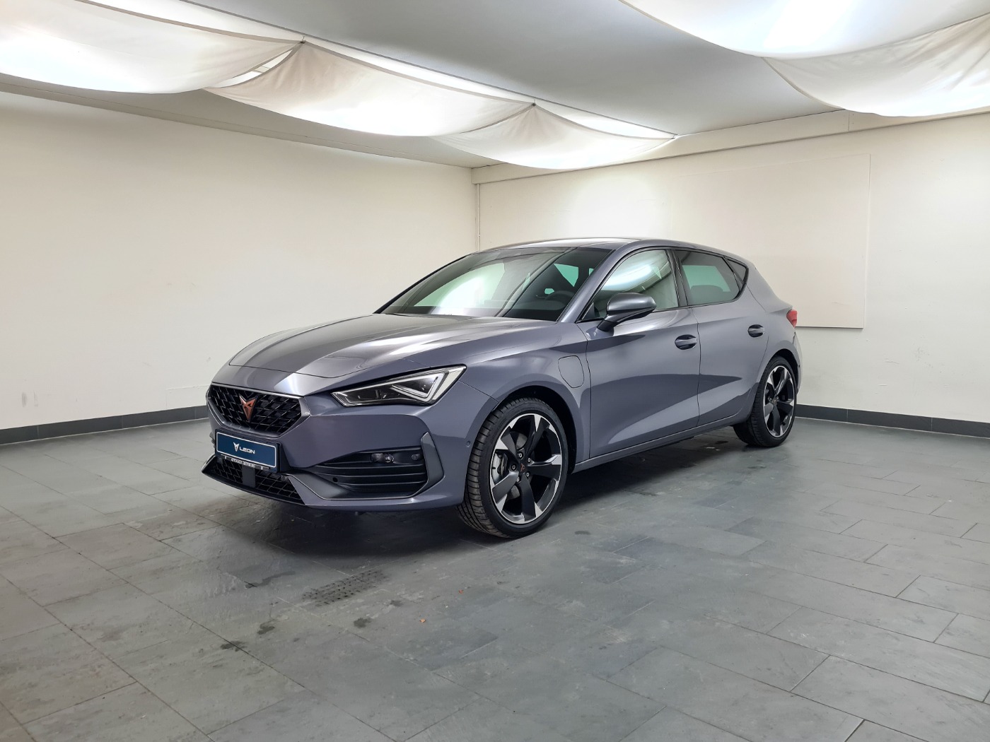Leon 1.4 e-HYBRID S-Sitz SHZ SpurH SpurW Navi WR