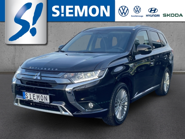 Outlander 2.4 PHEV CVT 4WD Spirit Navi AHK RKam CarPlay SHZ BT
