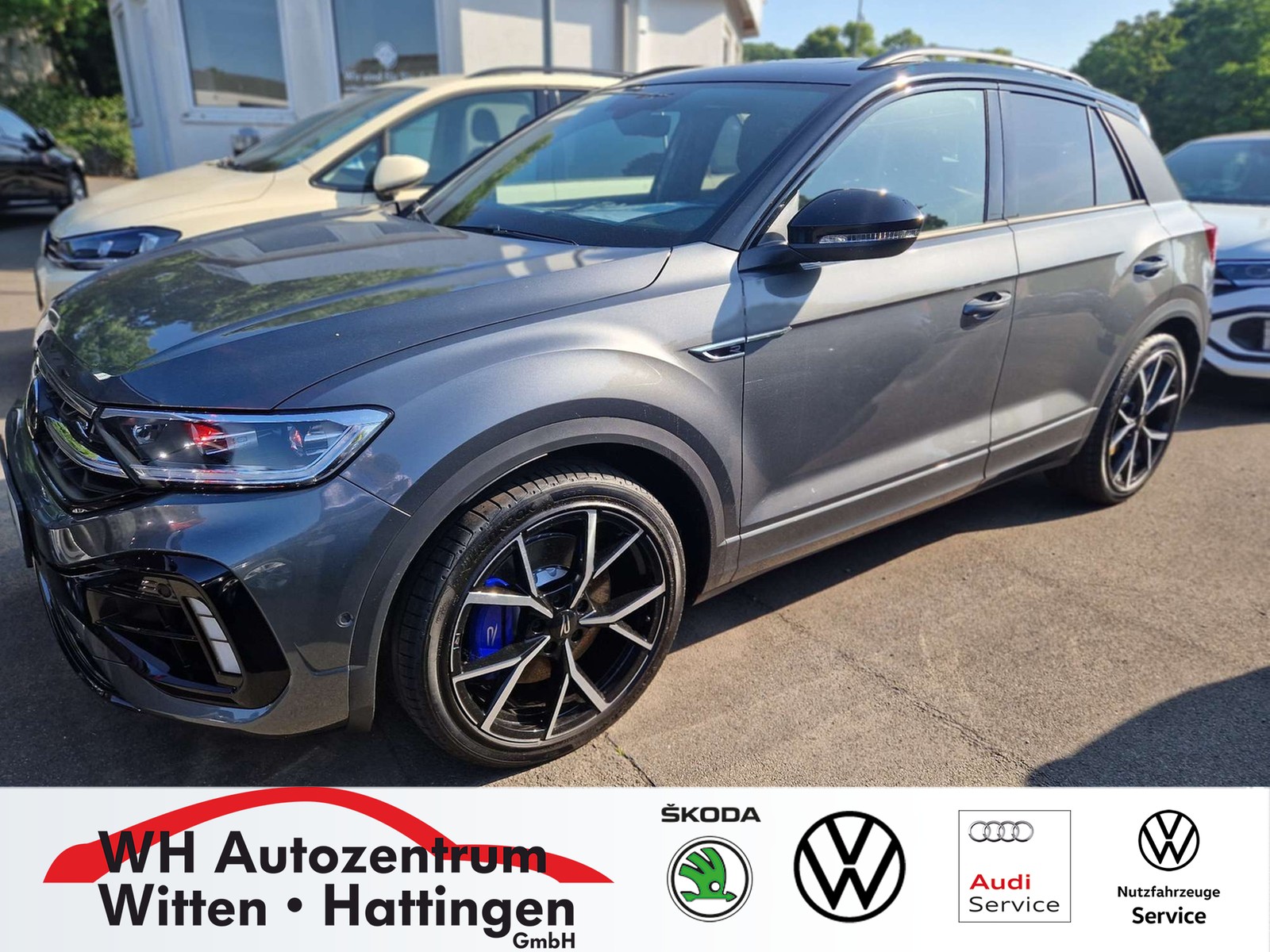 T-Roc 2.0 TSI DSG 4Motion R BLACK STYLE PANORAMA R-PERFORMANCE DCC AHK LEDER