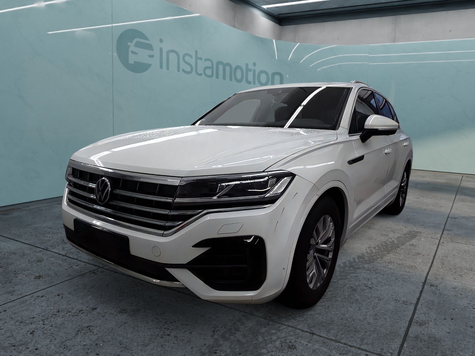 Volkswagen Touareg 3.0 TDI R LINE