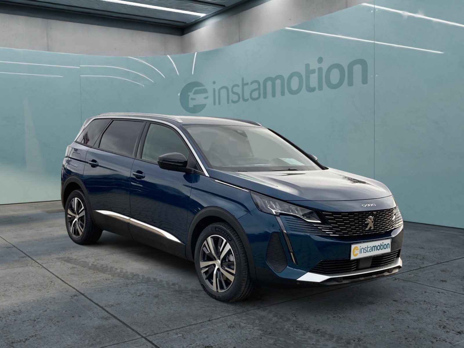 Peugeot 5008 Allure Pack Hybrid 136