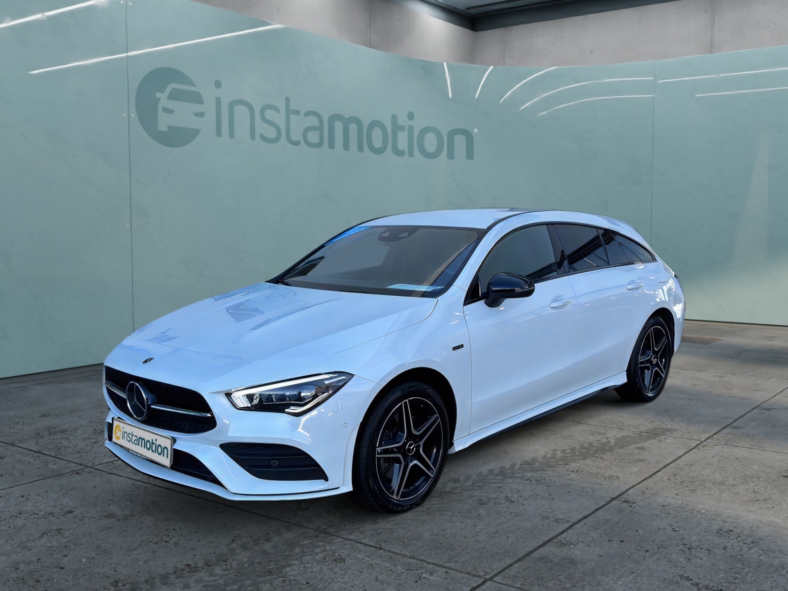 Mercedes-Benz CLA 250 e Shooting Brake AMG