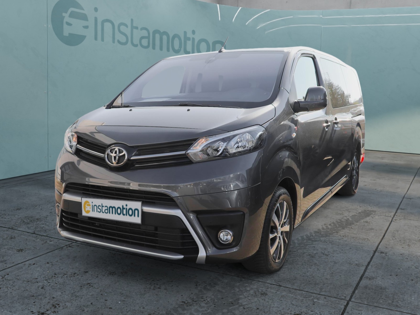 Proace Verso 2.0 D-4D L2 Shuttle Comf. NAVI BT