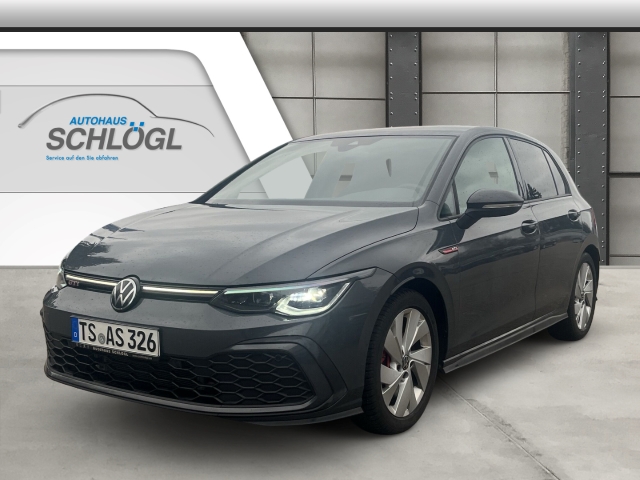 Golf VIII 2.0 GTI 180kW 6-Gang Navi digitales Cockpit LED Sperrdiff. ACC Apple CarPlay