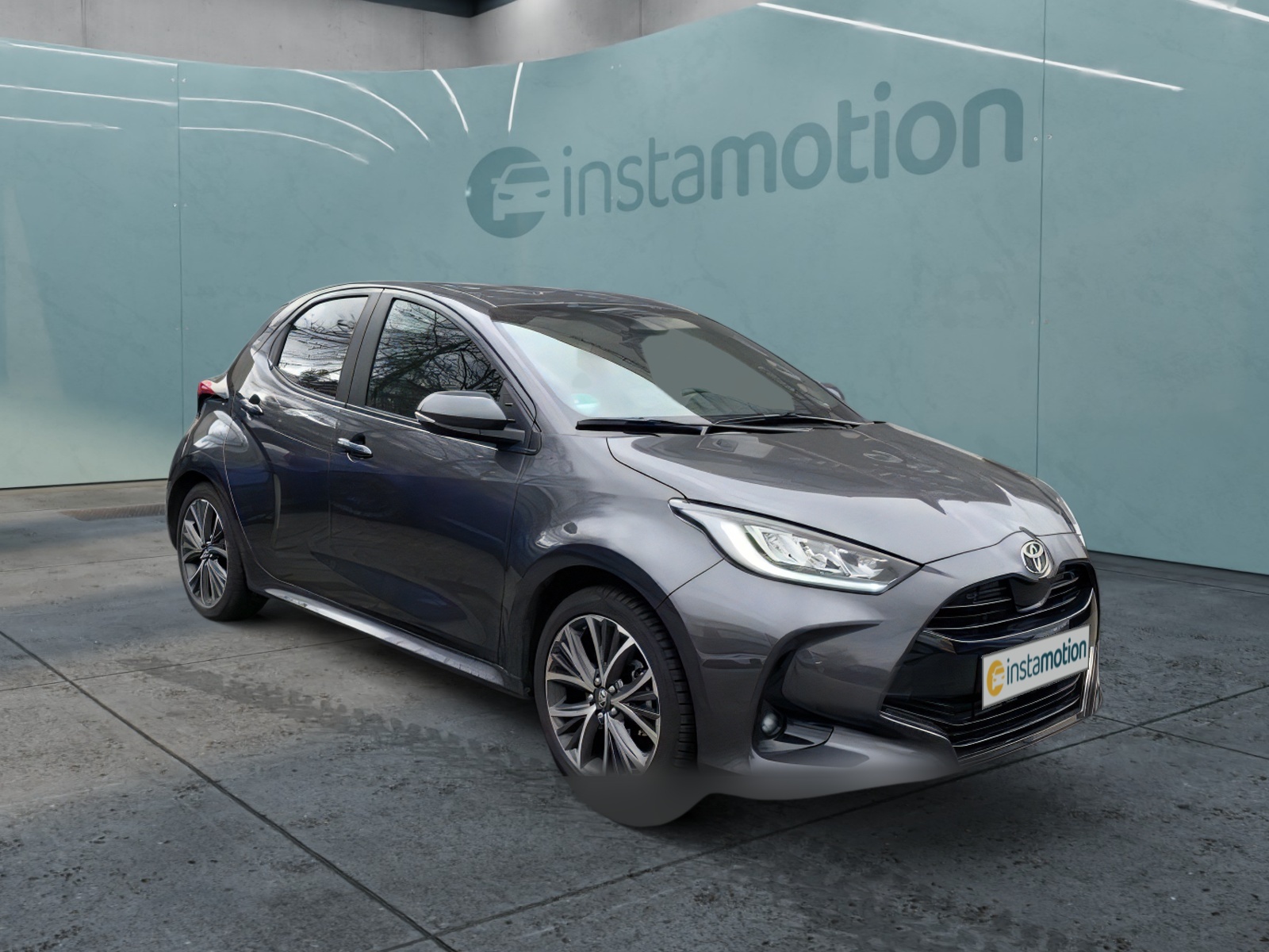 Toyota Yaris 1.5 Hybrid Style TOTWINK ALLWETT
