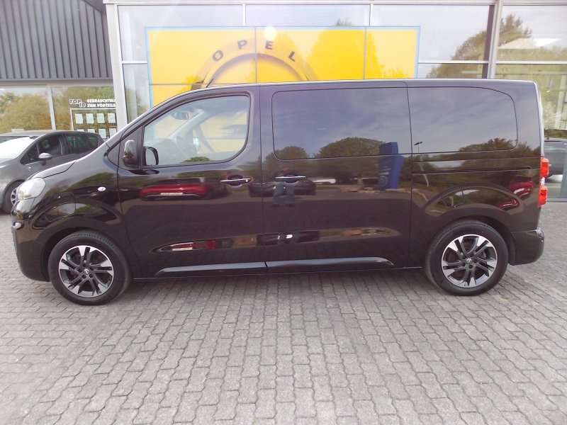 Zafira Life ELECTRIC Elegance (L2)/11KW OBC/7Sitze/Tisch/BiXenon/Leder/RFK180°