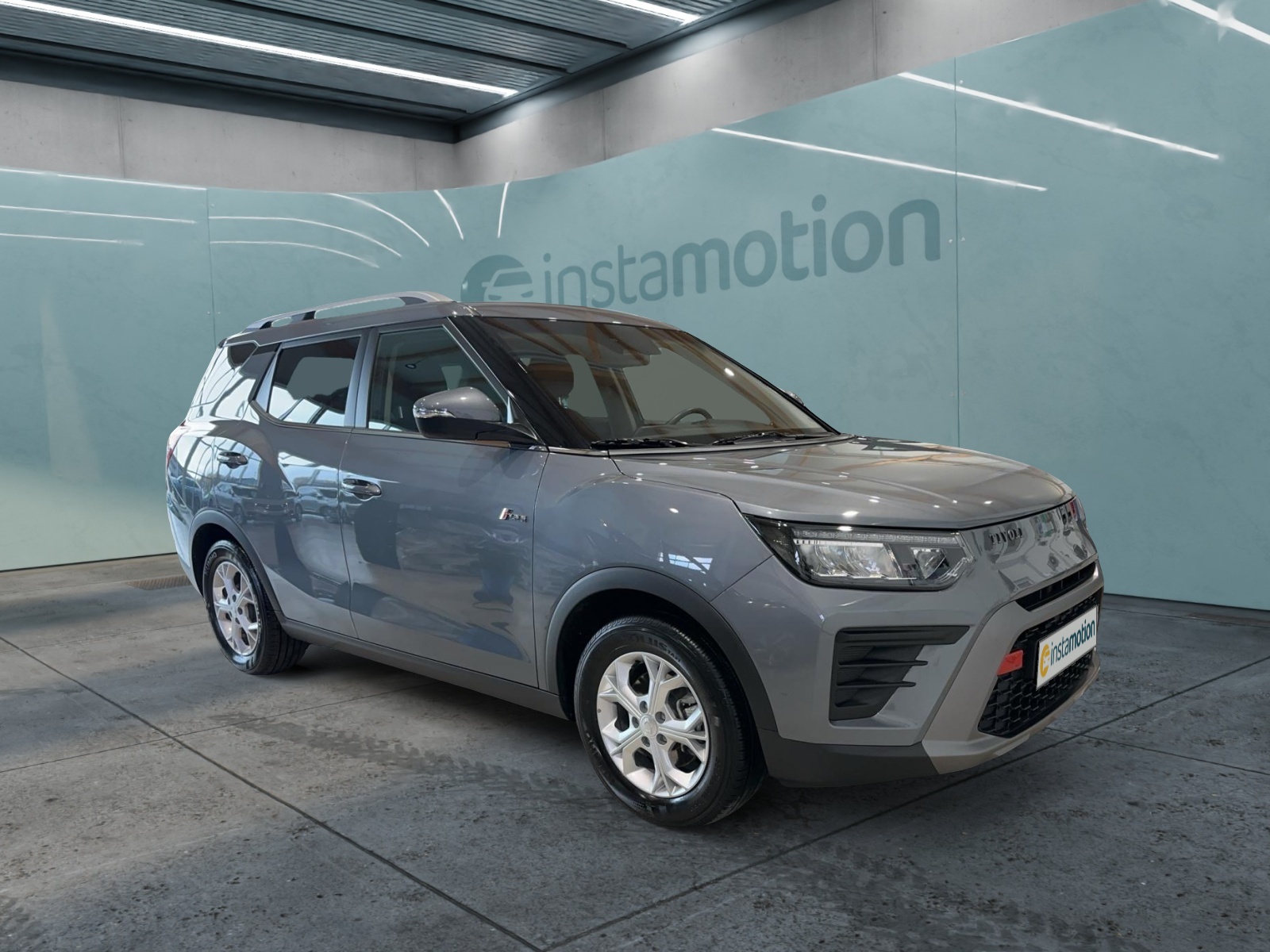 Ssangyong Tivoli Amber 4x2