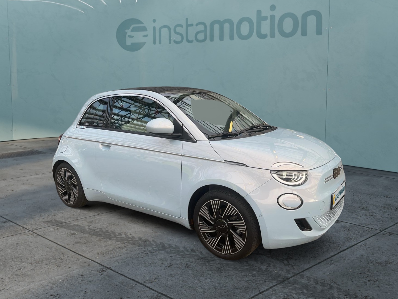 Fiat 500E Cabrio La Prima h