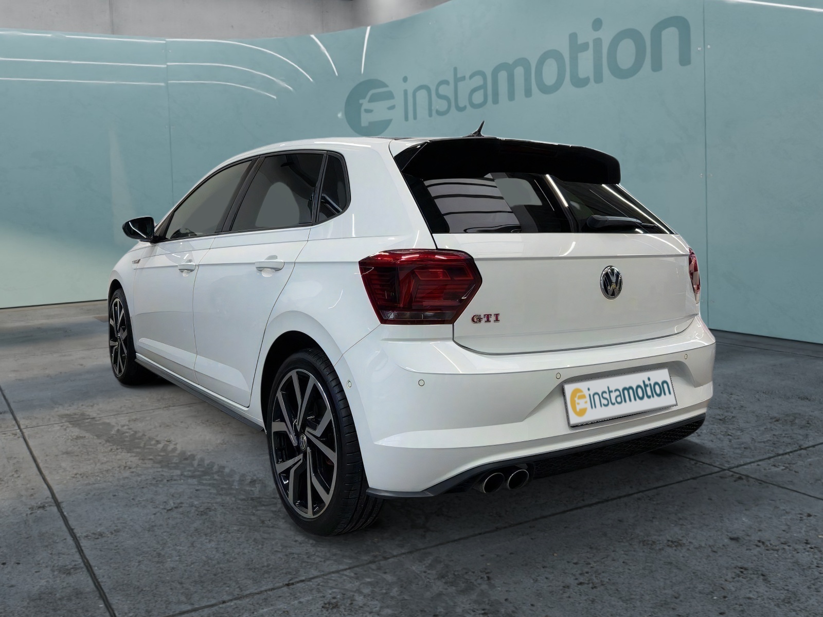 Volkswagen Polo 2.0 TSI GTI beats Blindspot Park Bluet
