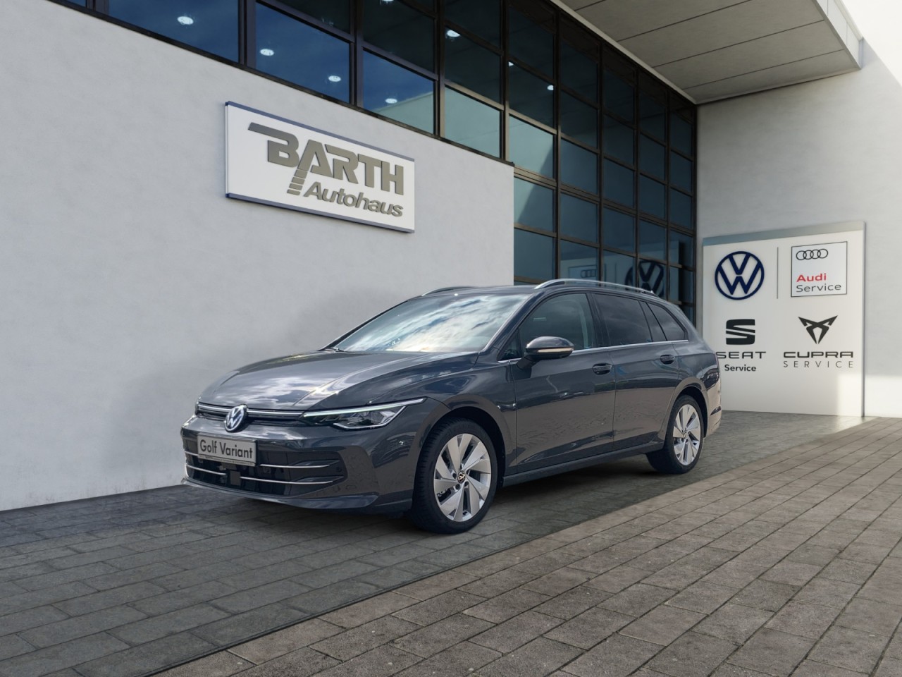 Golf Variant Style+1.5+eTSI+DSG+AHK+PANO+RÜCKFAHRK+LED