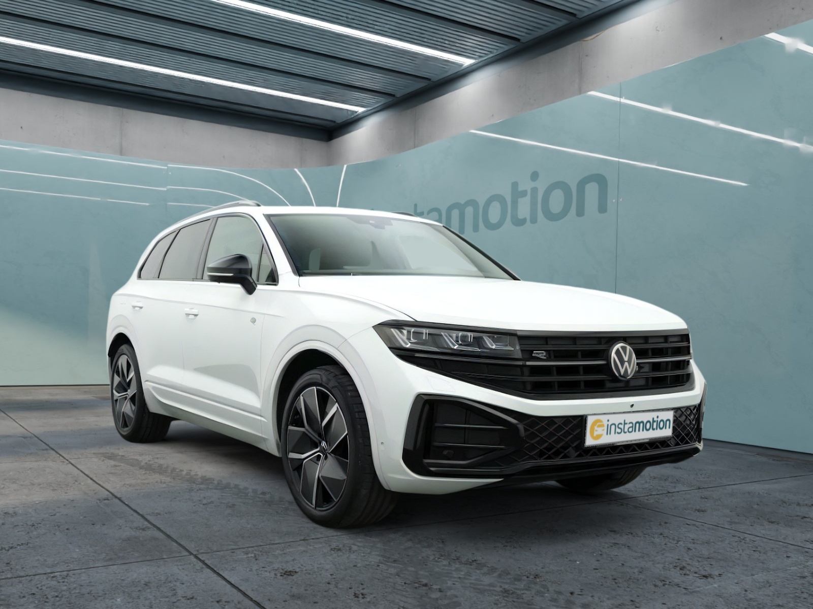 Volkswagen Touareg 3.0 TDI R-line BLACK-STYLE IQ-LIGHT 21