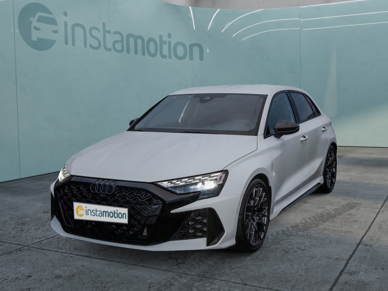 Audi RS3 Sportback Vmax280 SportAGA SONOS