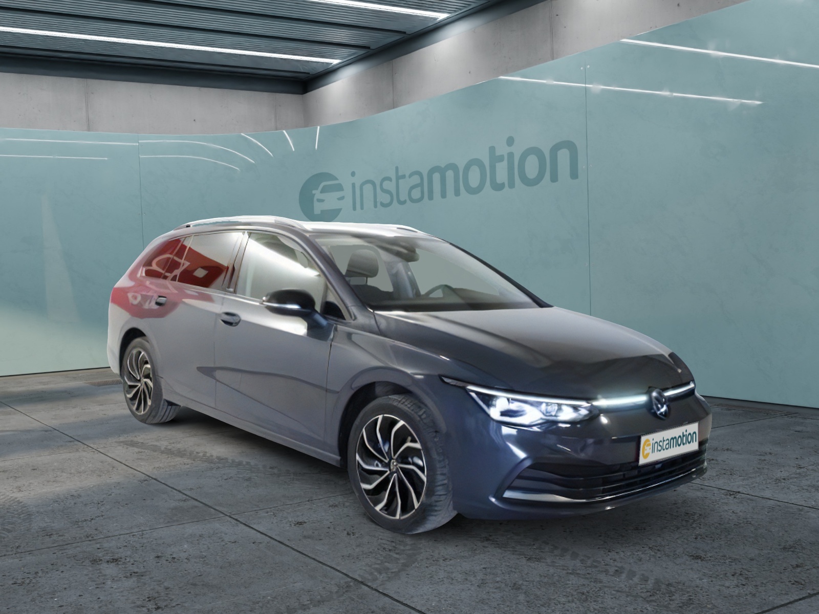Volkswagen Golf Variant 1.0 8 eTSI Move 17