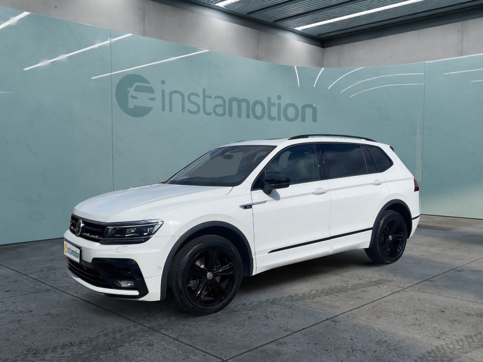 Volkswagen Tiguan 2.0 TDI Allspace Highline BLACK STYLE R-Line
