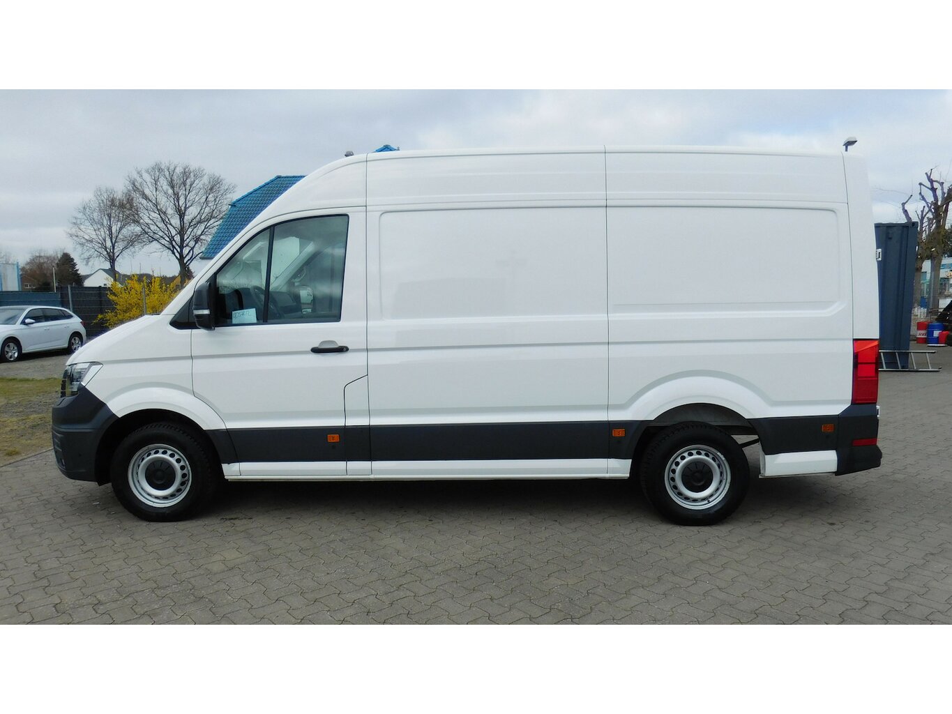 E-Crafter 35-Kasten Mittler Radstand 1 Gang