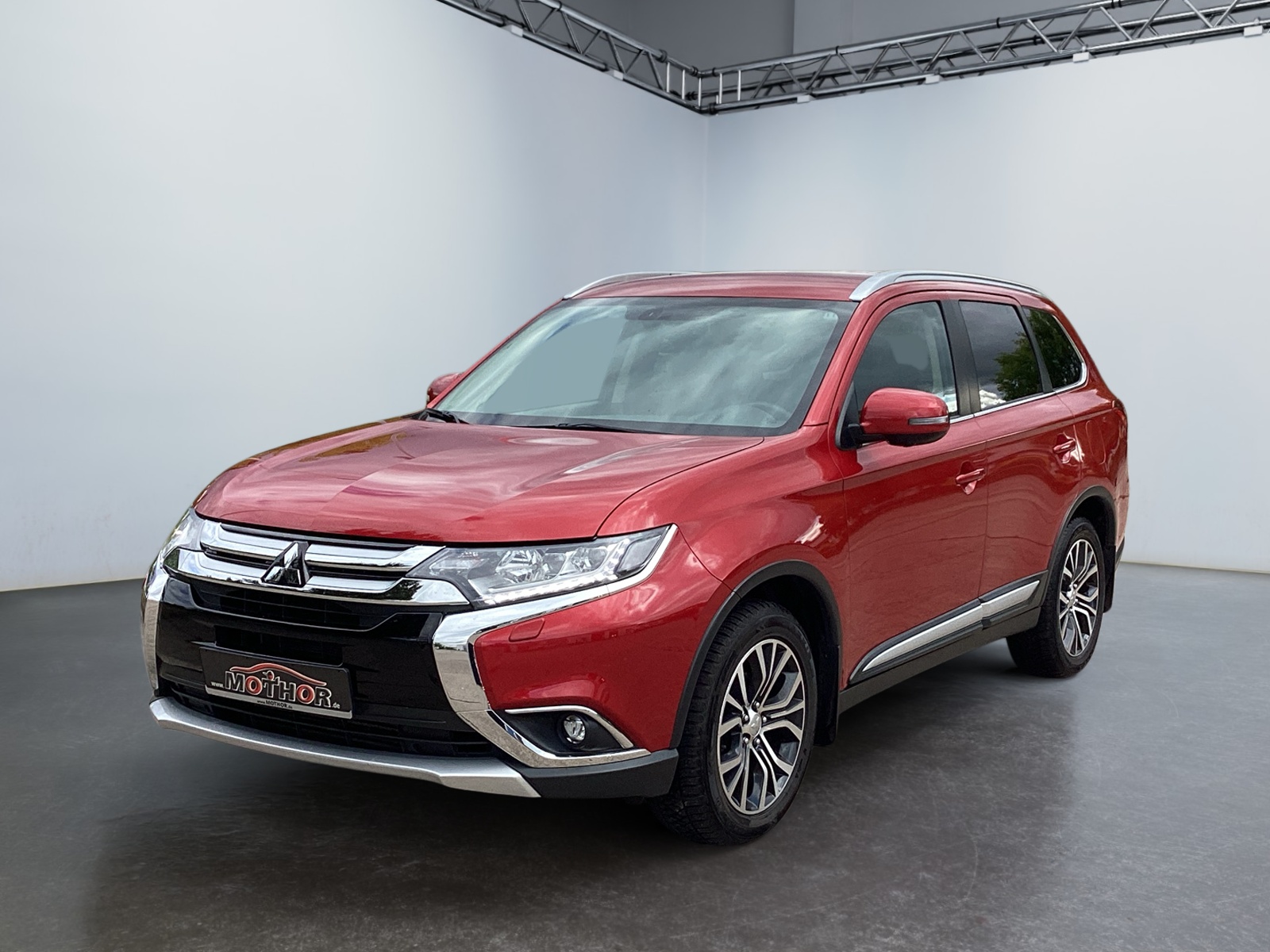Outlander 2.2 DI-D EDITION+ 4WD Automatik AHK