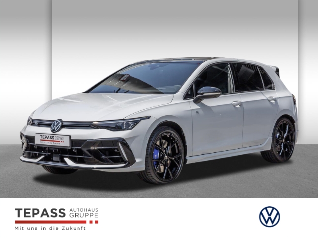 Golf R VIII 2.0 TSI MATRIX PANO HUD AKRA
