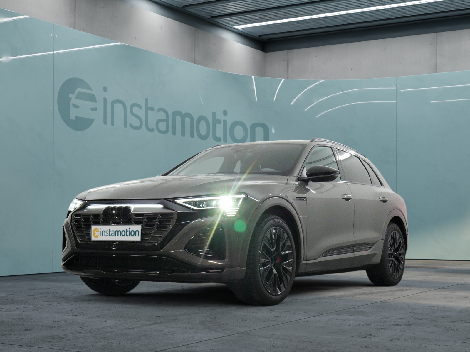 Audi Q8 50 S line quattro 250