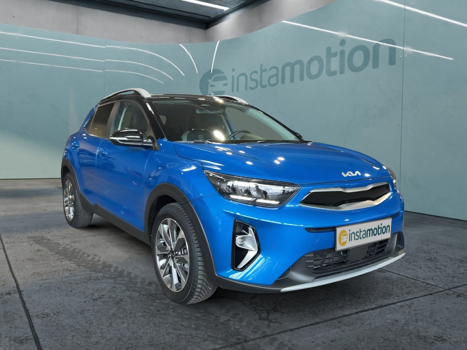 Kia Stonic 1.0 T 48V SPI TECH GRAU 2