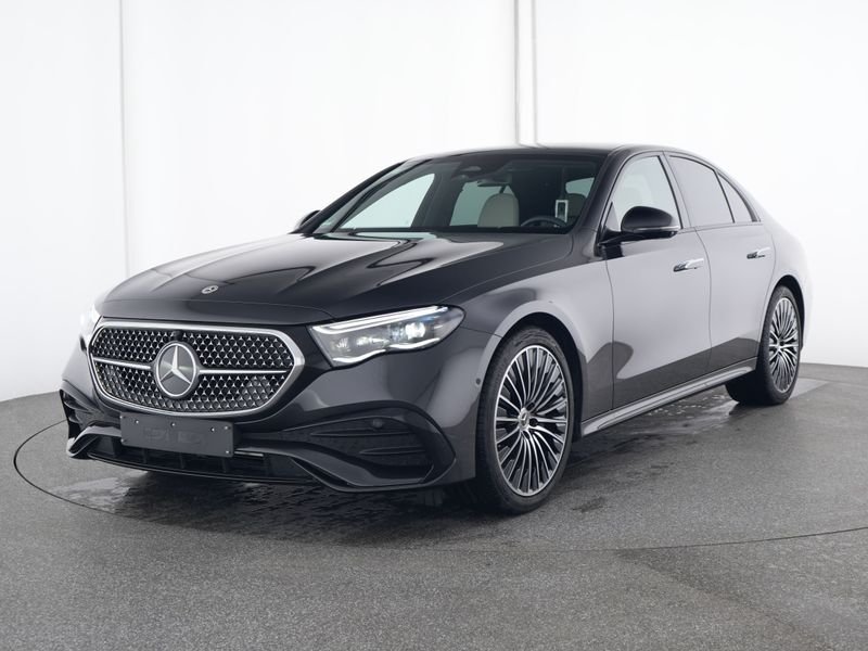 Mercedes-Benz E 220 d AMG Night Superscreen Burmester 20