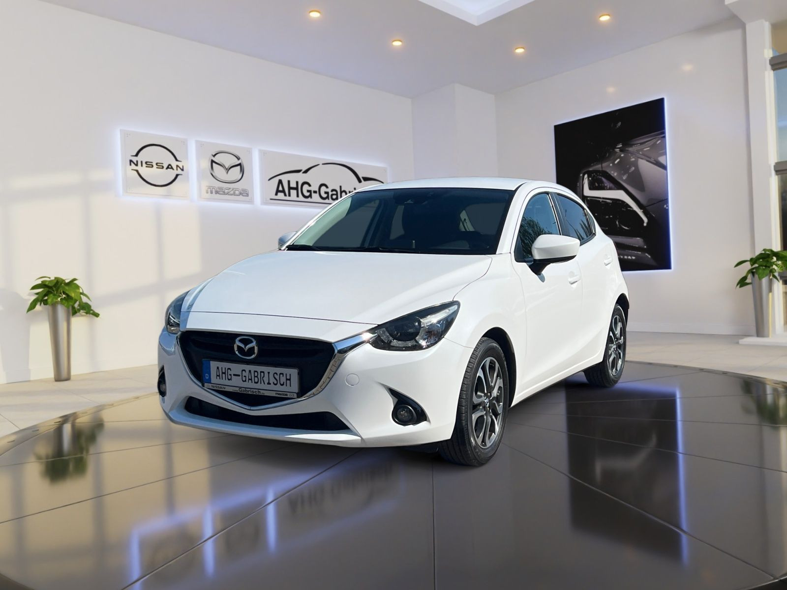 Mazda 2 Nakama