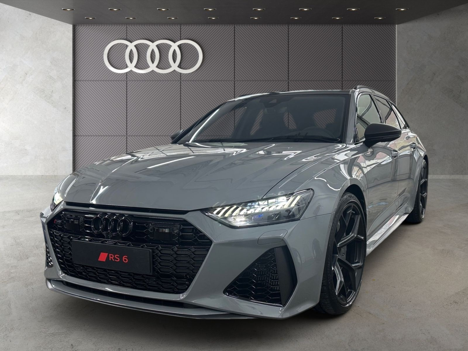 Audi RS6 Avant performance 6