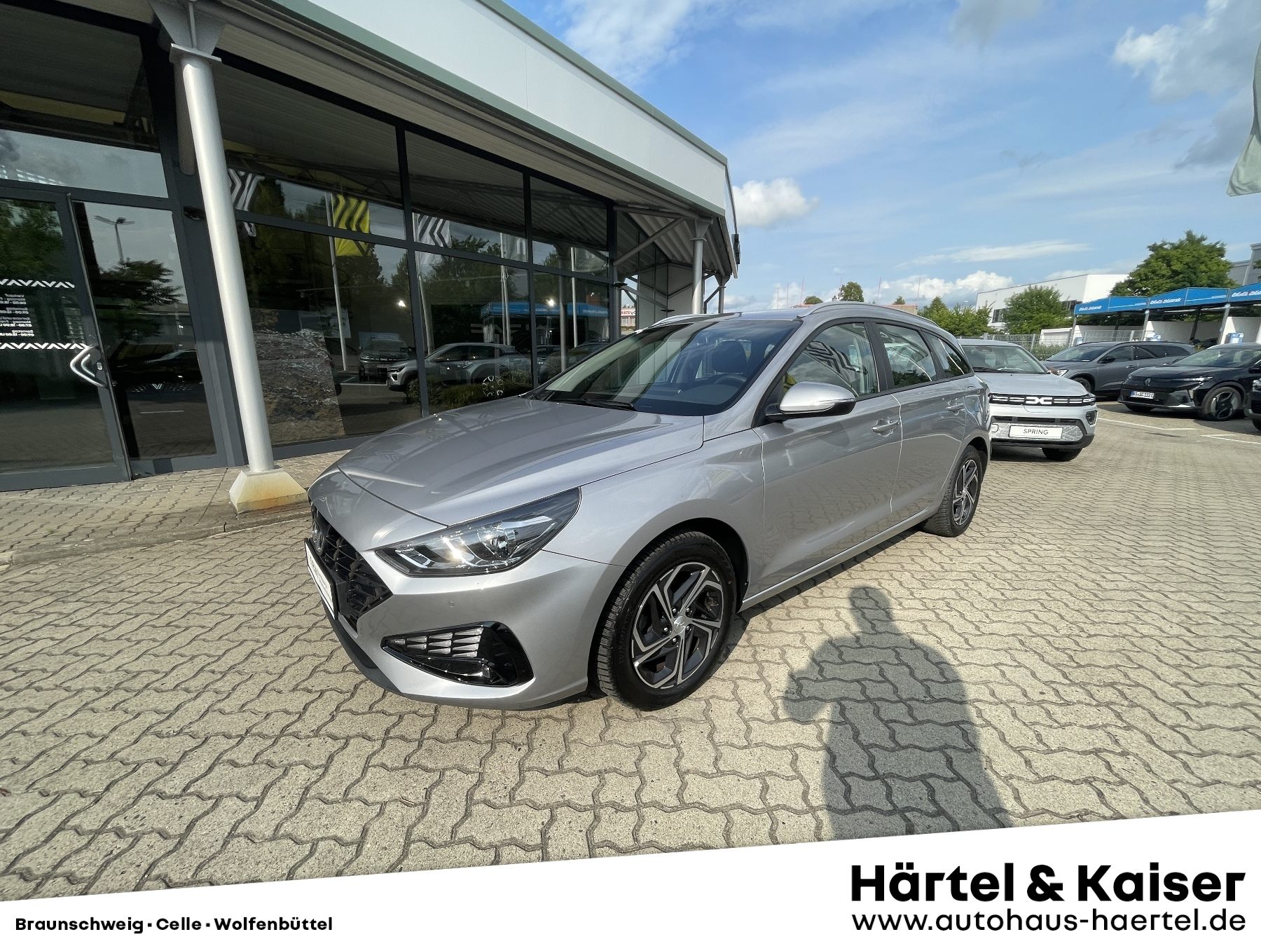 i30 cw Trend Kamera+Sitzheizung+DAB Radio+LM++