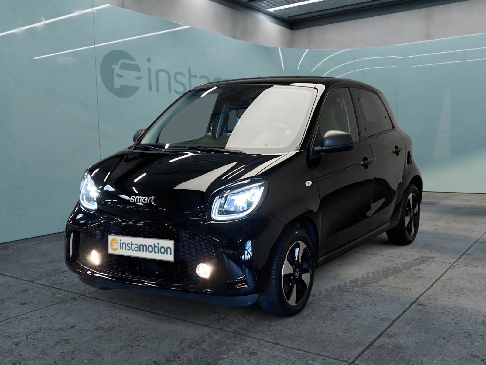 smart EQ forfour passion Exclusive 22KW Allwetter u v m