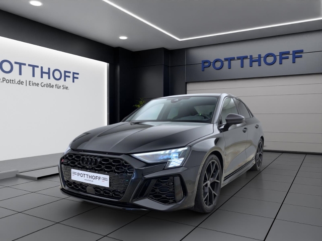 RS3 Limousine Q NAVI MATRIX KAMERA B&O HuD