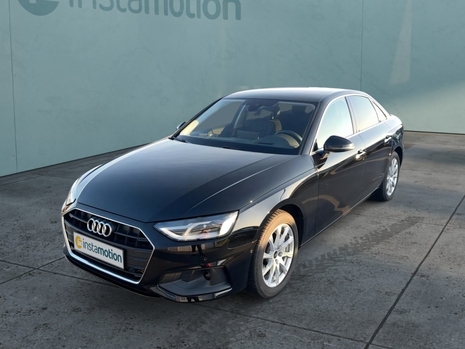 Audi A4 Limousine 40 TFSI FLA 17