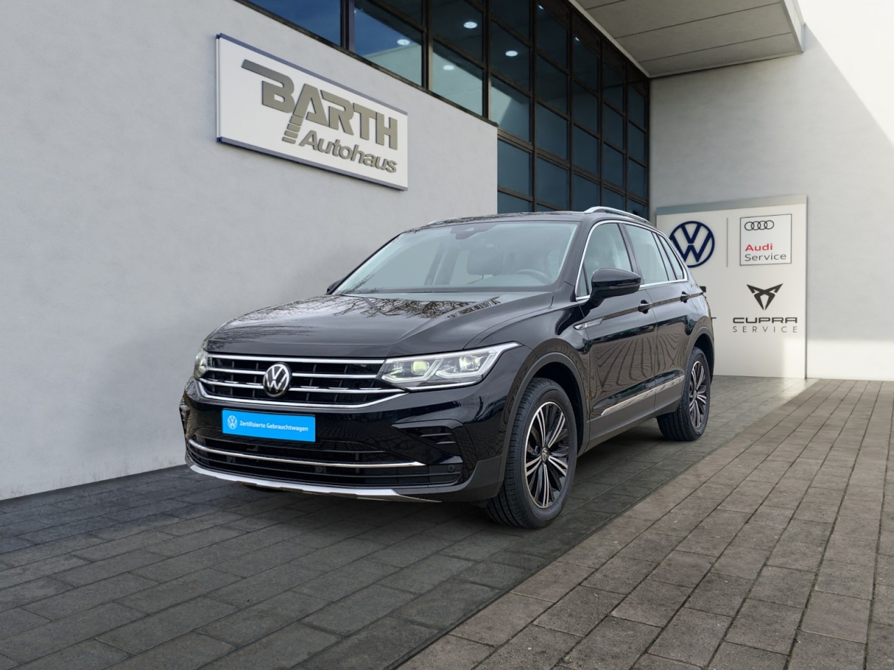 Volkswagen Tiguan 2.0 TSI ELEGANCE