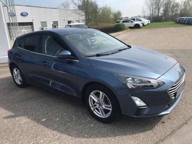 Ford Focus Cool & Connect