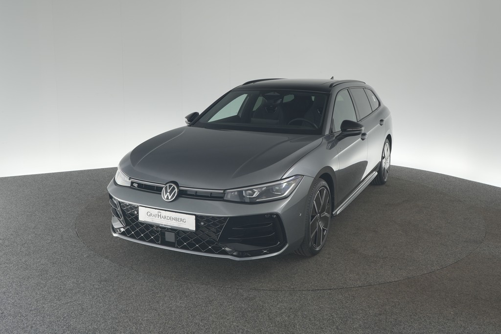 Passat Variant 2.0 TSI 4M. DSG R-Line AHK Head-up Display
