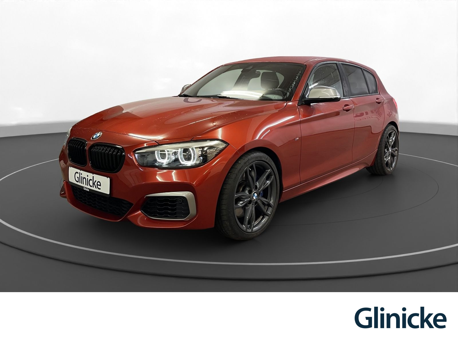 BMW M140i Special Edition vo hi