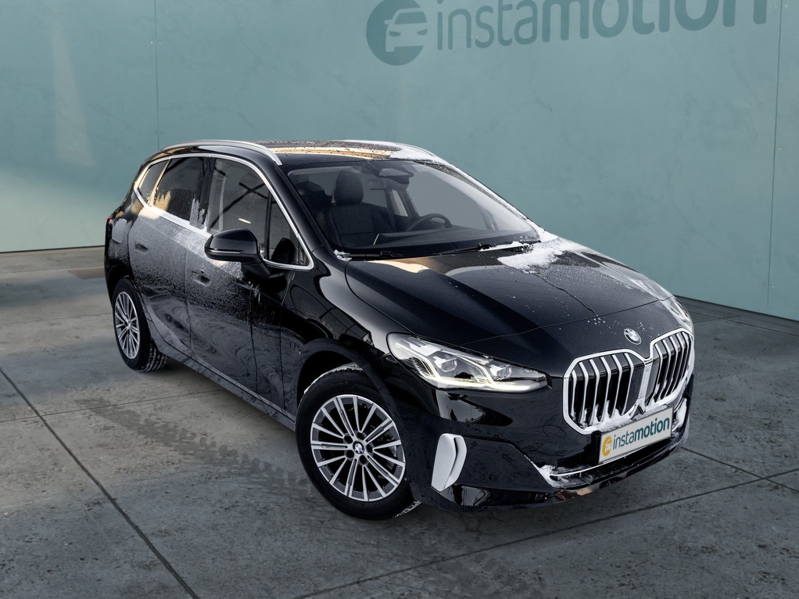218i Active Tourer Luxury Line. Autom. . Adaptiver LED Scheinw. AHK. Premium-Paket