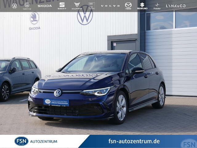 Golf VIII 1.5 eTSI R-Line DSG AHK NAVI ACC PANOR