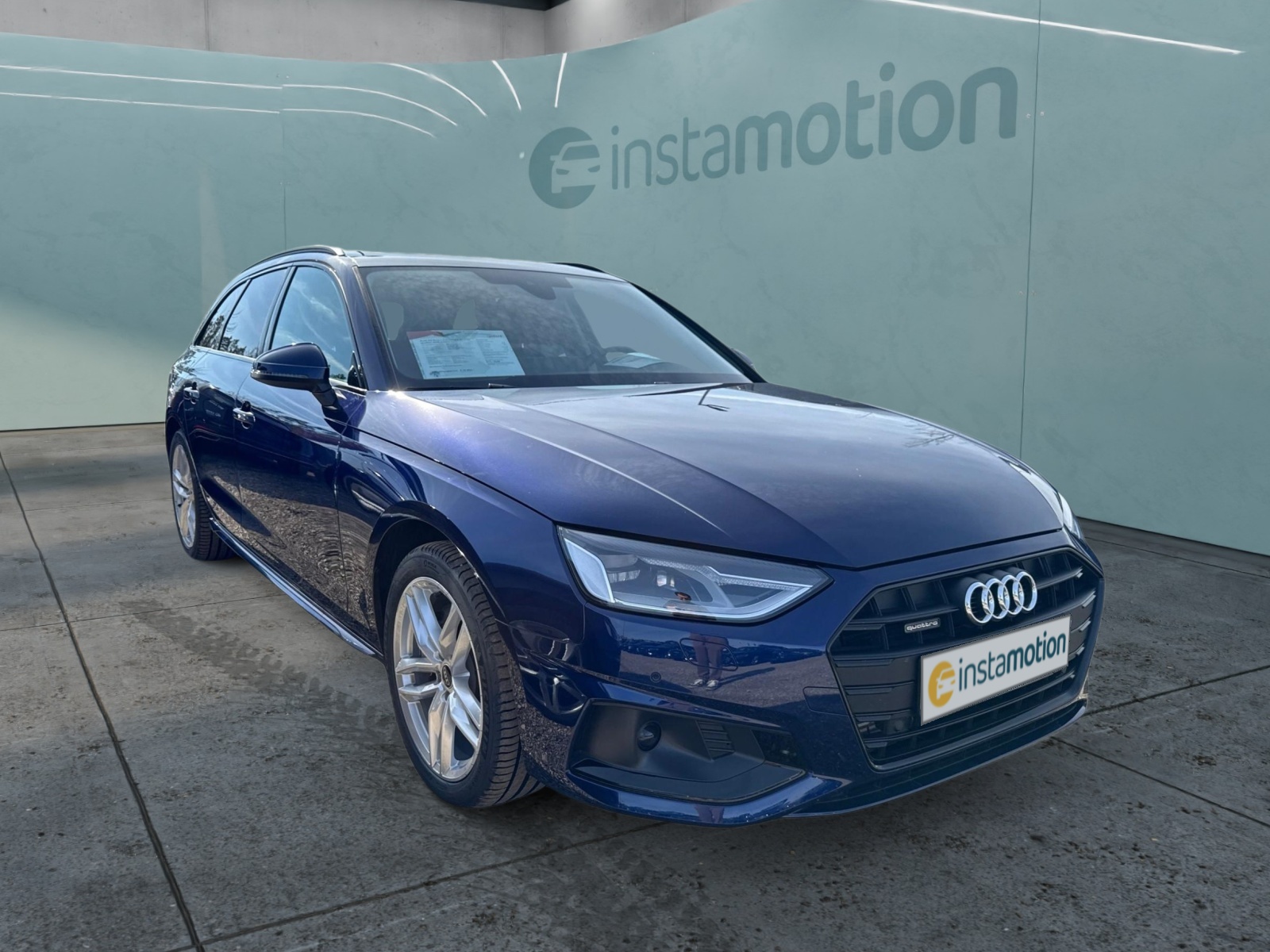 A4 Av. 40 TFSI qu. - PANO - KAMERA - ACC - AHK