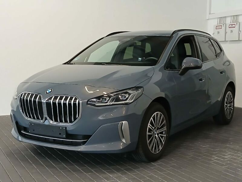 218i Active Tourer Luxury Line DKG LED ACC HuD