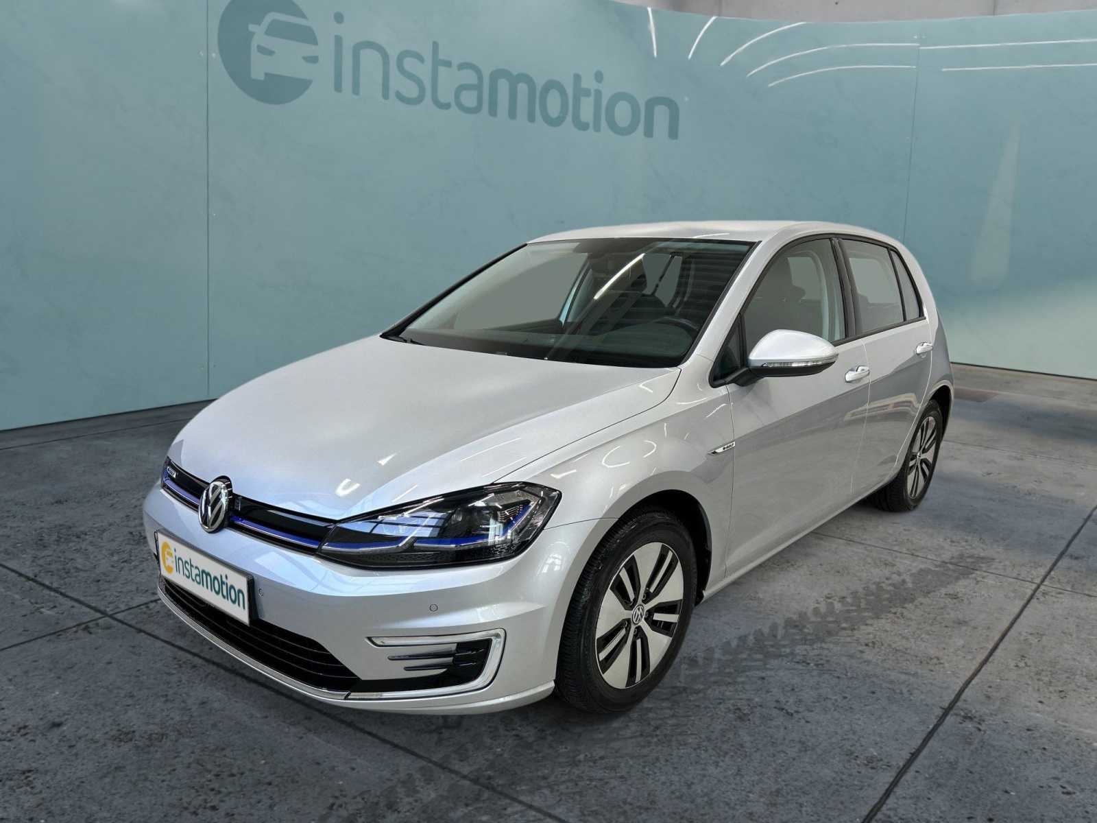 Volkswagen Golf VII e 1kWh Front