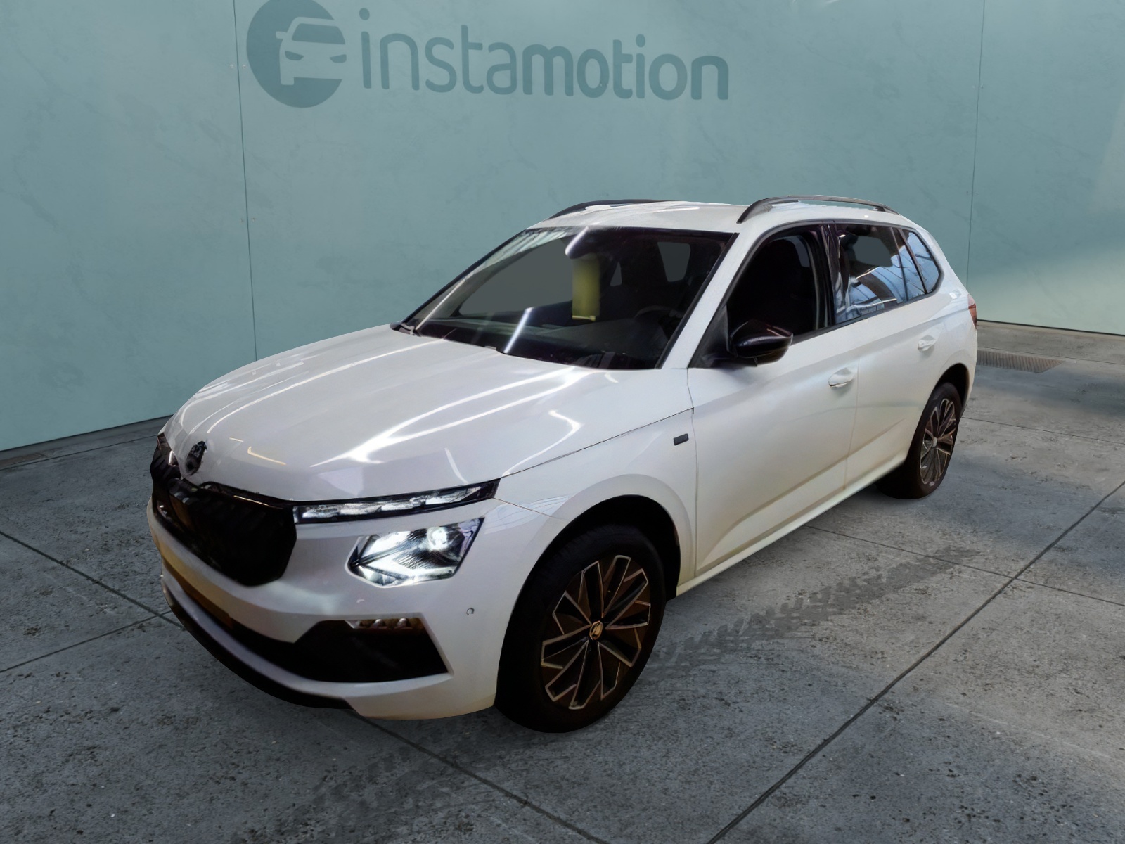 Skoda Kamiq 1.0 TSI SELECTION | | | |