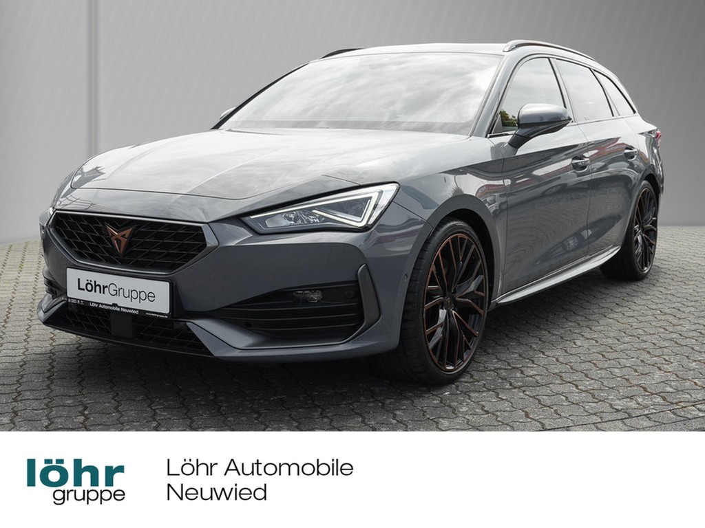 Leon Sportstourer TSI VZ 4Drive /Pano/AHK/BEATS