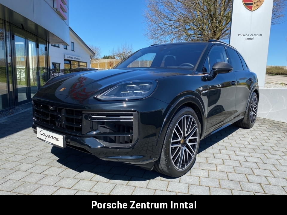 Porsche Cayenne Turbo E-Hybrid | |