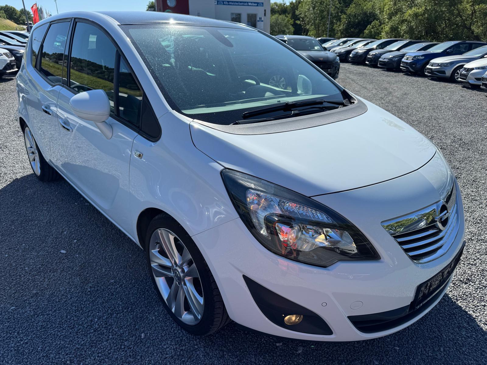 Meriva B 1.4 Turbo *INNOVATION*PDCHI+VO*TEMPOMAT*SHZ*PANO*WINTER-PAKET*RADIO *KLIMA*ISOFIX