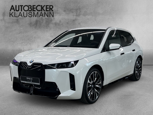iX 45 xDrive M Sport Pro LMR 23