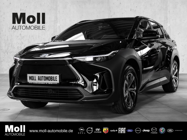 bz4X FWD Navi 360 Kamera LED El. Heckklappe Apple CarPlay Android Auto Mehrzonenklima