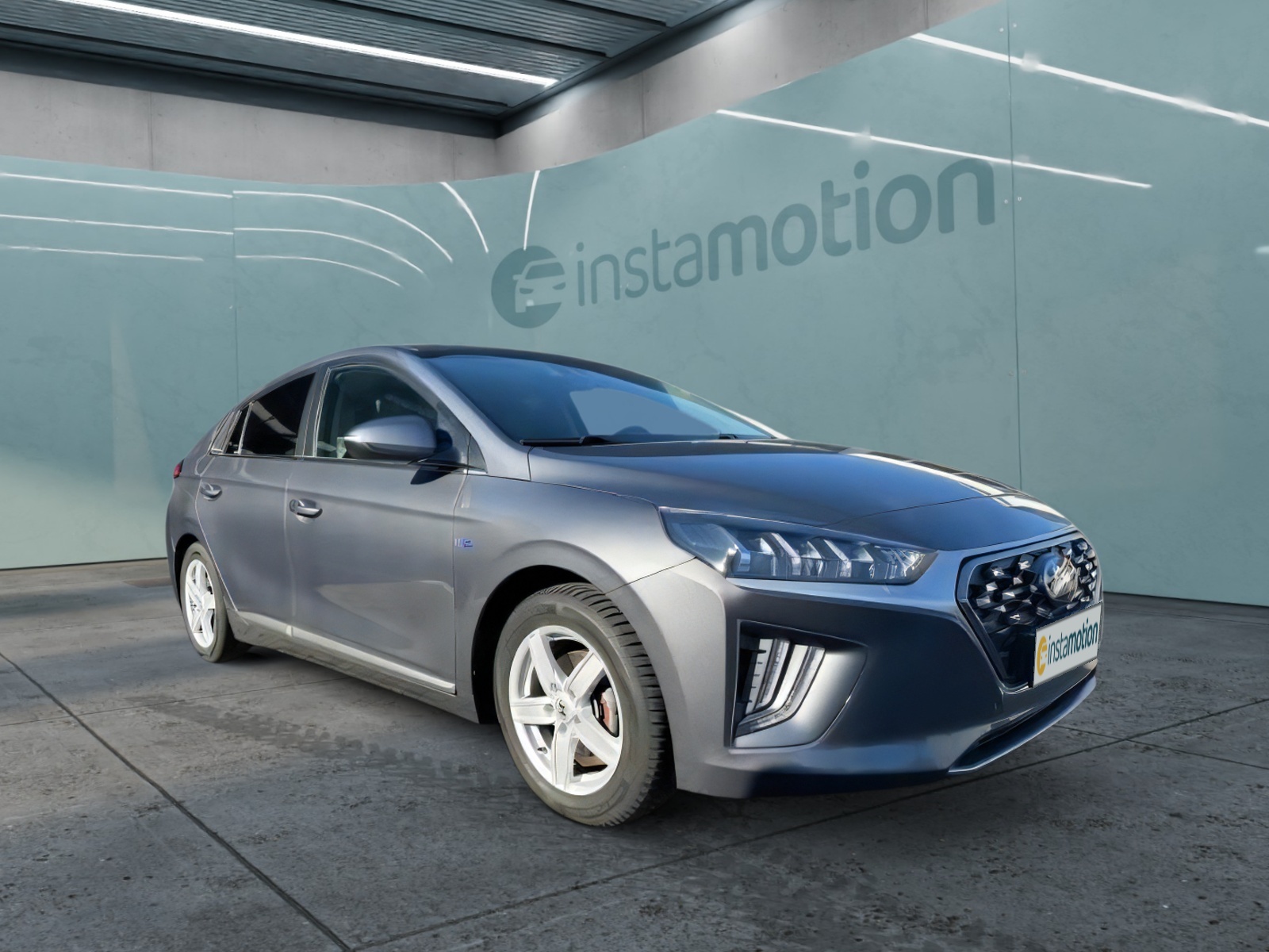 Hyundai IONIQ Premium Plug-In Hybrid