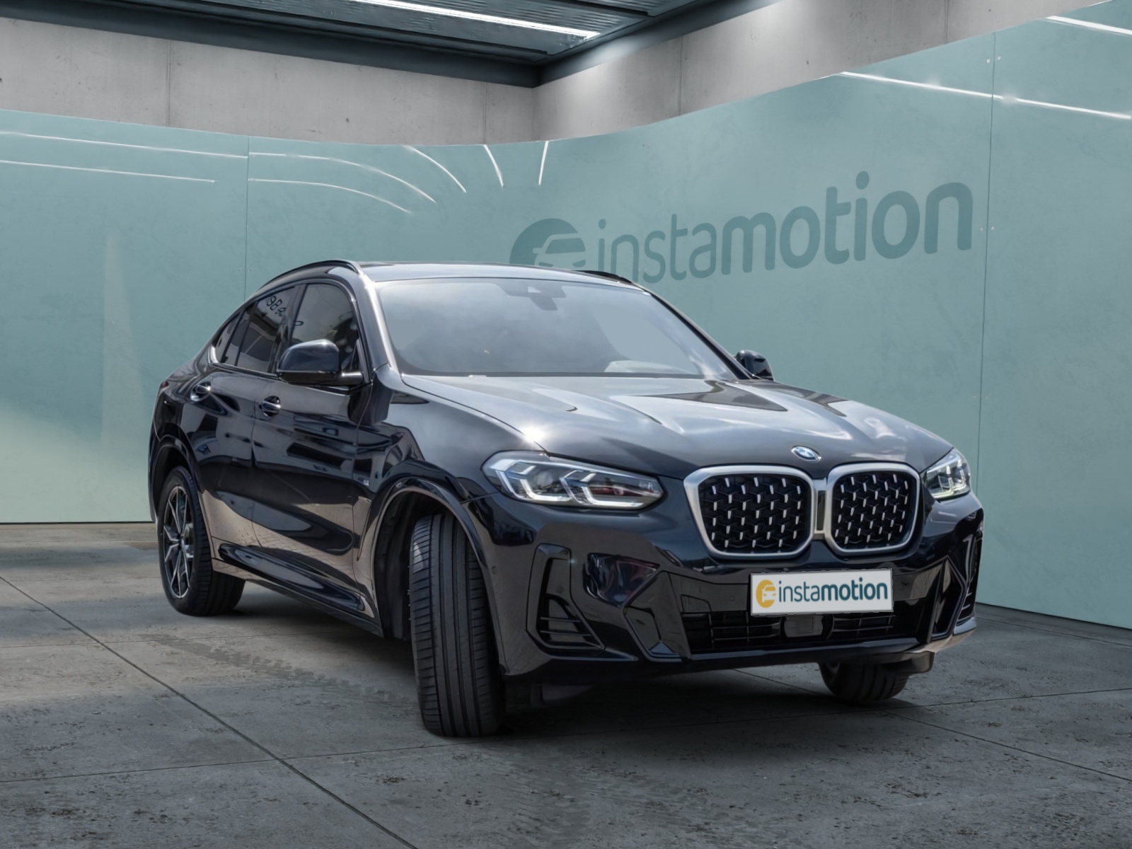 X4