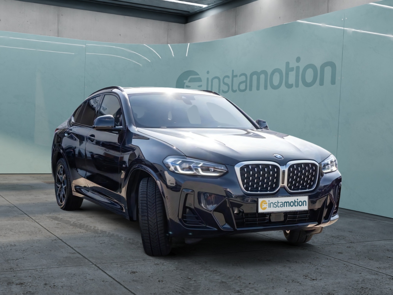 X4