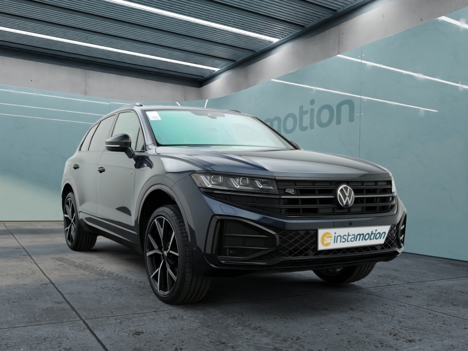 Volkswagen Touareg 3.0 TDI R line Black Style