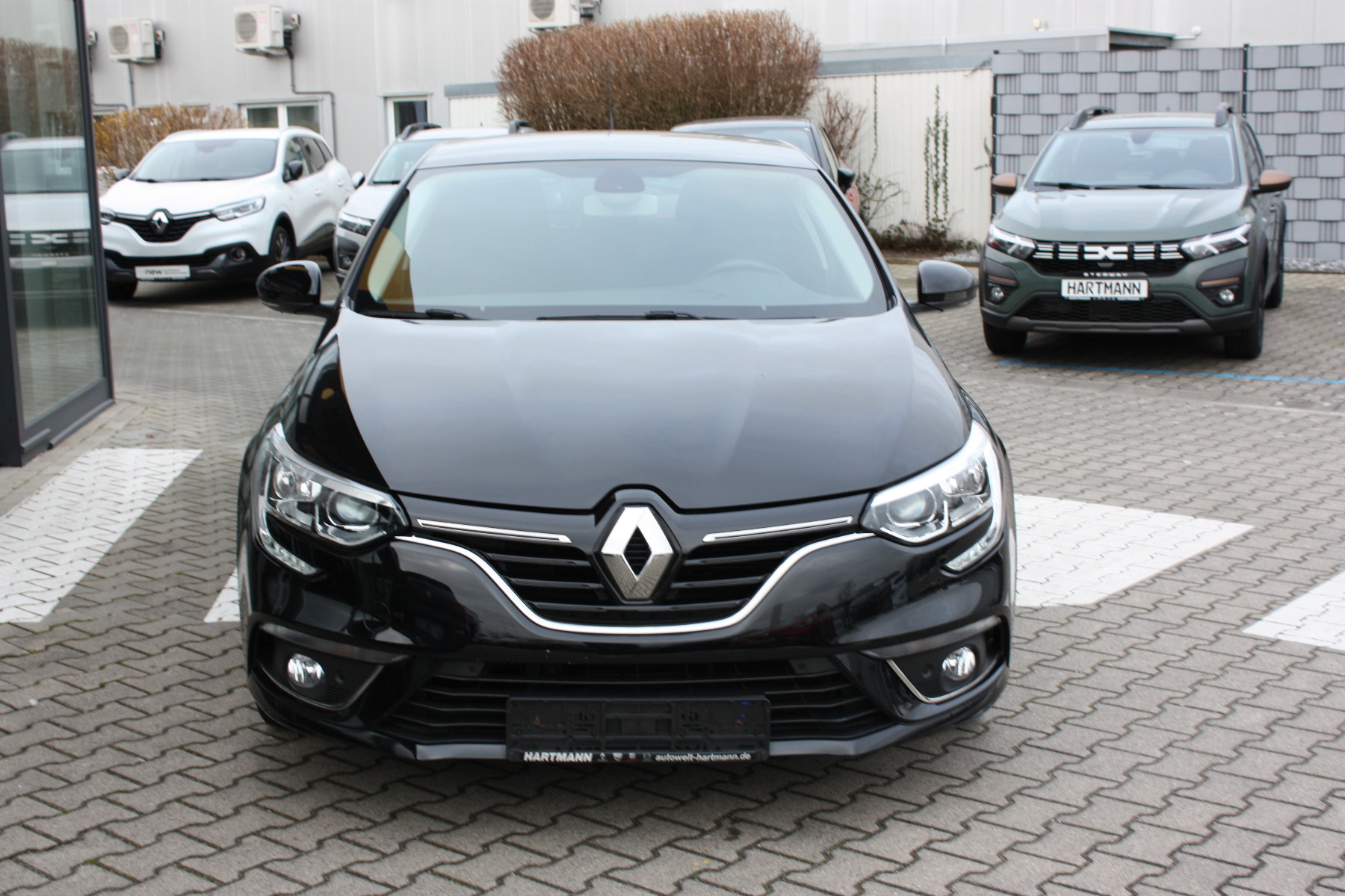 Renault Megane LIMITED Deluxe TCe 140 GPF